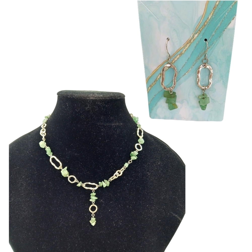 Vintage Jade Silver Tone Jewelry Set Womens Necklace Earrings